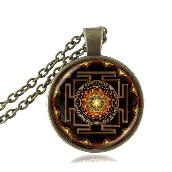 Collier et pendentif sacré Sri Yantra